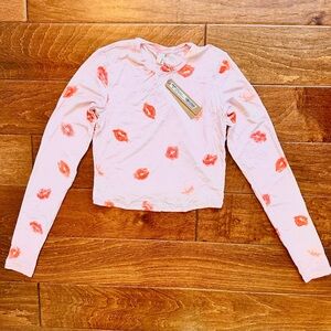 Skims Sleep Super Crop Long Sleeve Cherry Blossom Lipstick